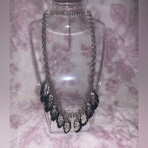 NWOT Feather Necklace